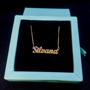 Colar Com Nome Personalizado em Letra Cursiva